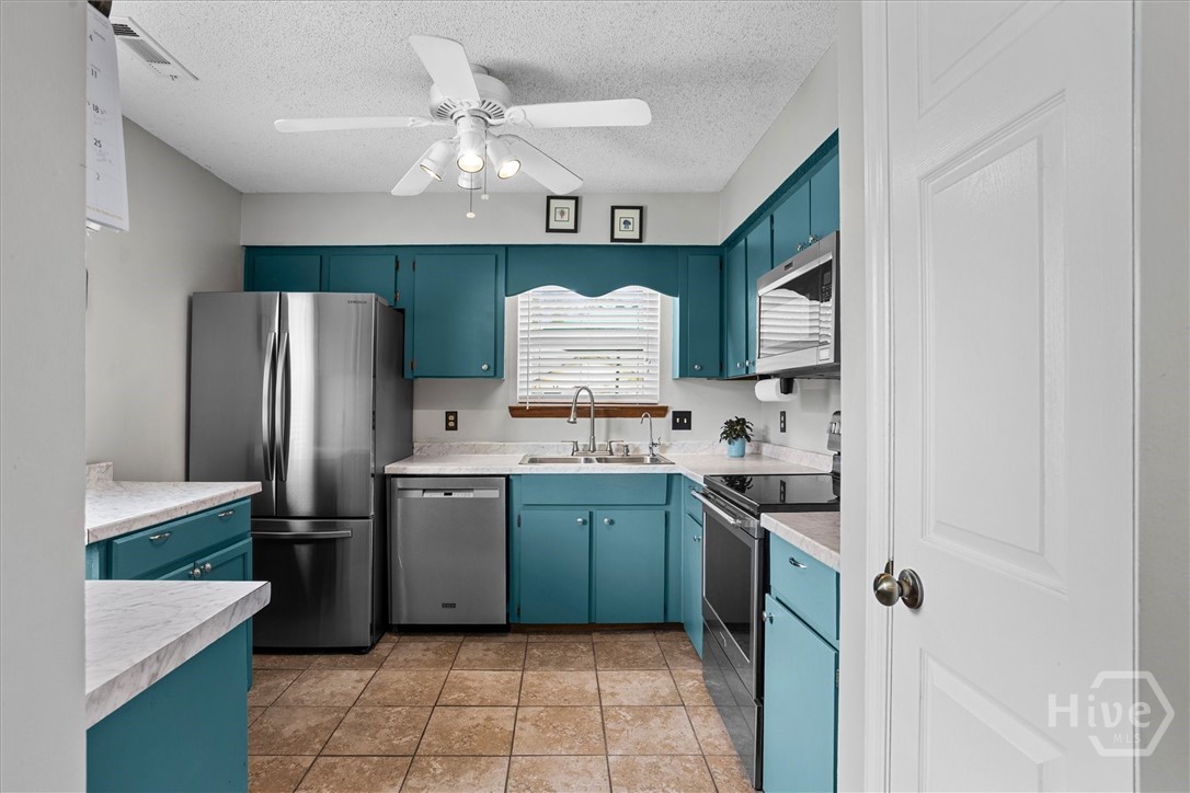 619 Scott Street Hinesville, GA 31313 - Photo 7 of 22
