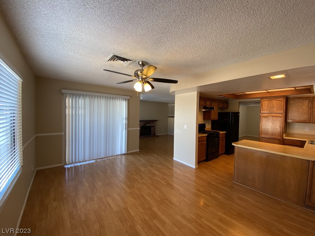 511 Grimsby Avenue Henderson, NV 89014 - Photo 15 of 54
