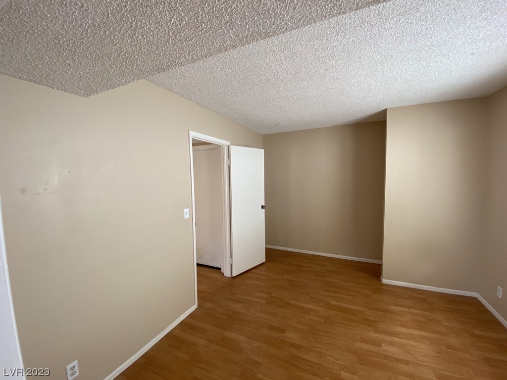 511 Grimsby Avenue Henderson, NV 89014 - Photo 17 of 54