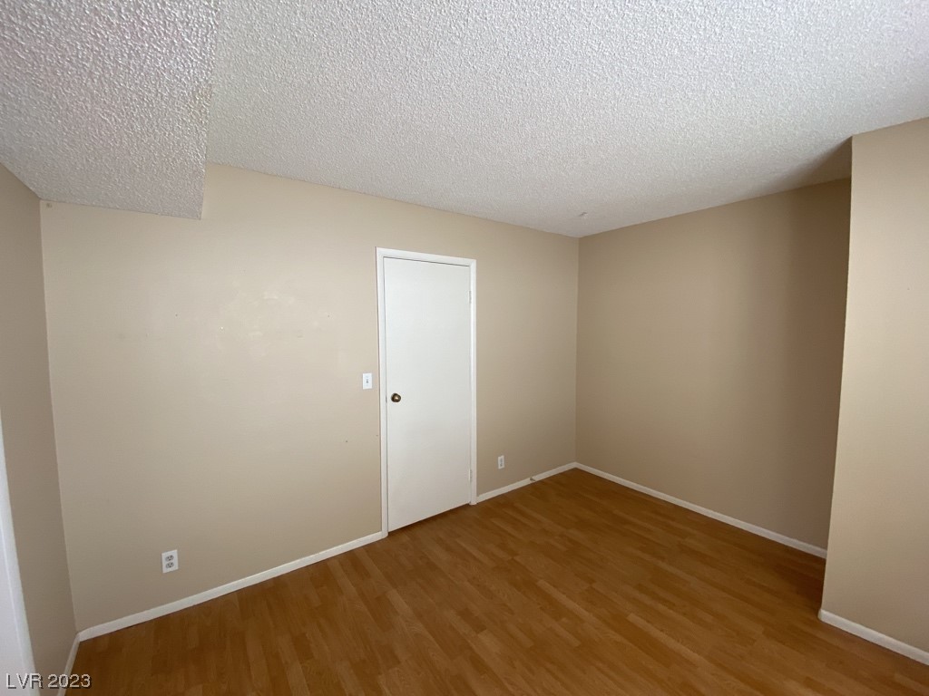 511 Grimsby Avenue Henderson, NV 89014 - Photo 18 of 54