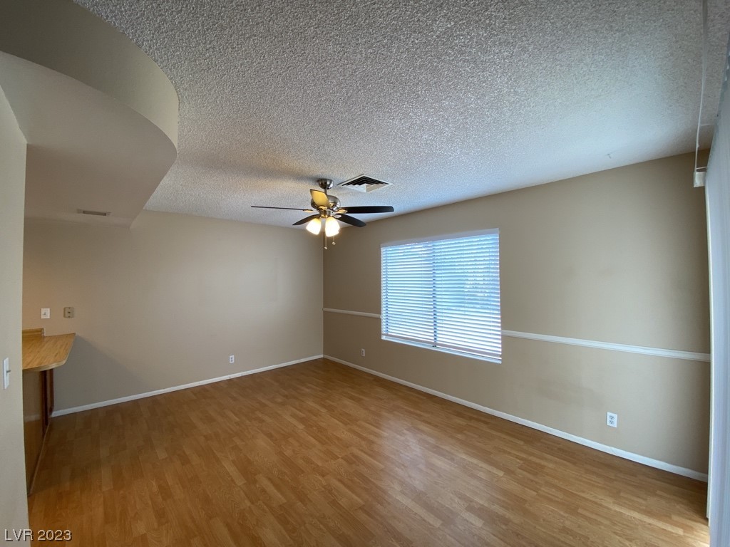 511 Grimsby Avenue Henderson, NV 89014 - Photo 22 of 54