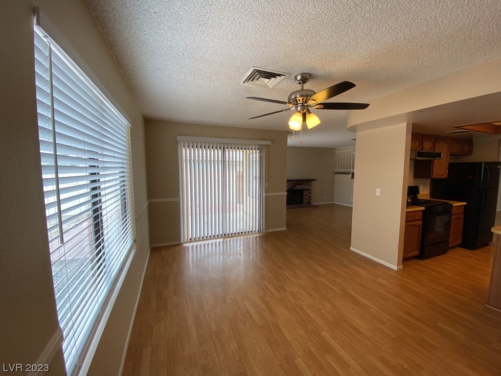 511 Grimsby Avenue Henderson, NV 89014 - Photo 24 of 54