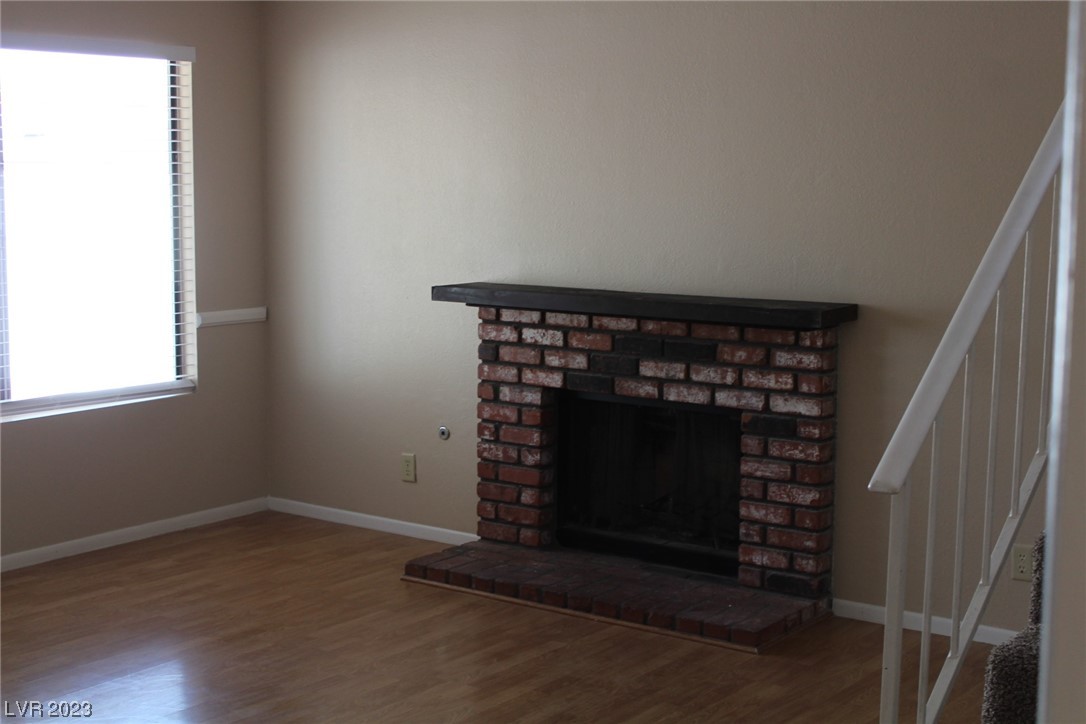 511 Grimsby Avenue Henderson, NV 89014 - Photo 5 of 54