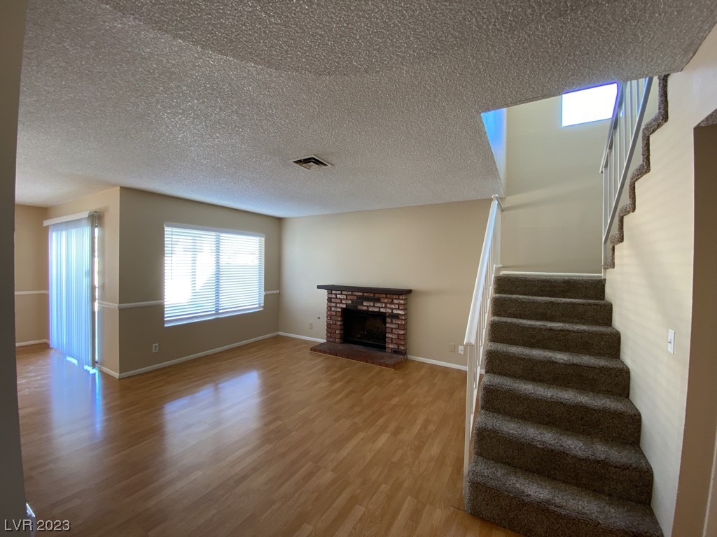 511 Grimsby Avenue Henderson, NV 89014 - Photo 10 of 54