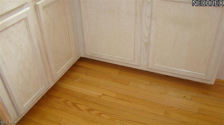 3874 Covington Road South Euclid, OH 44121 - Photo 8 of 25