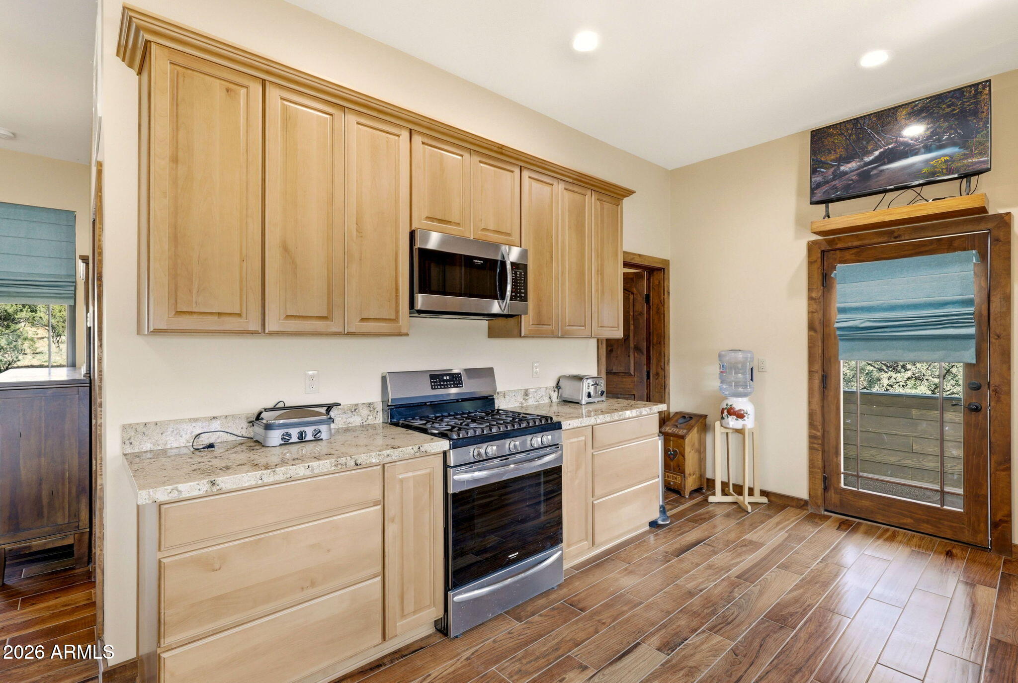 84 Mail Trail Road Young, AZ 85554 - Photo 13 of 57 Main Res Int Kitch Cabs & Range