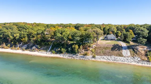 $1,795,000 | 1722 Lake Michigan Drive, Fennville, MI 49408