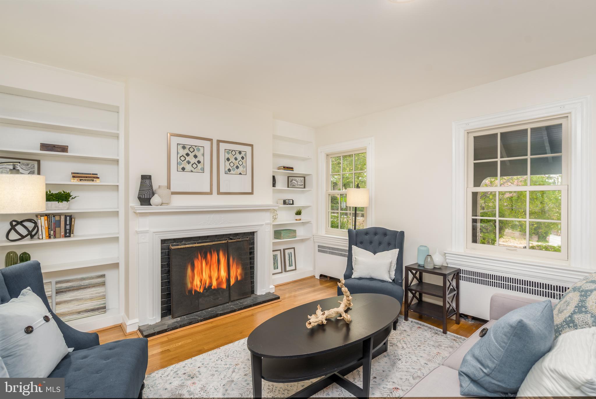 4412 Volta Place Northwest Washington, DC 20007 - Photo 3 of 27 Living room