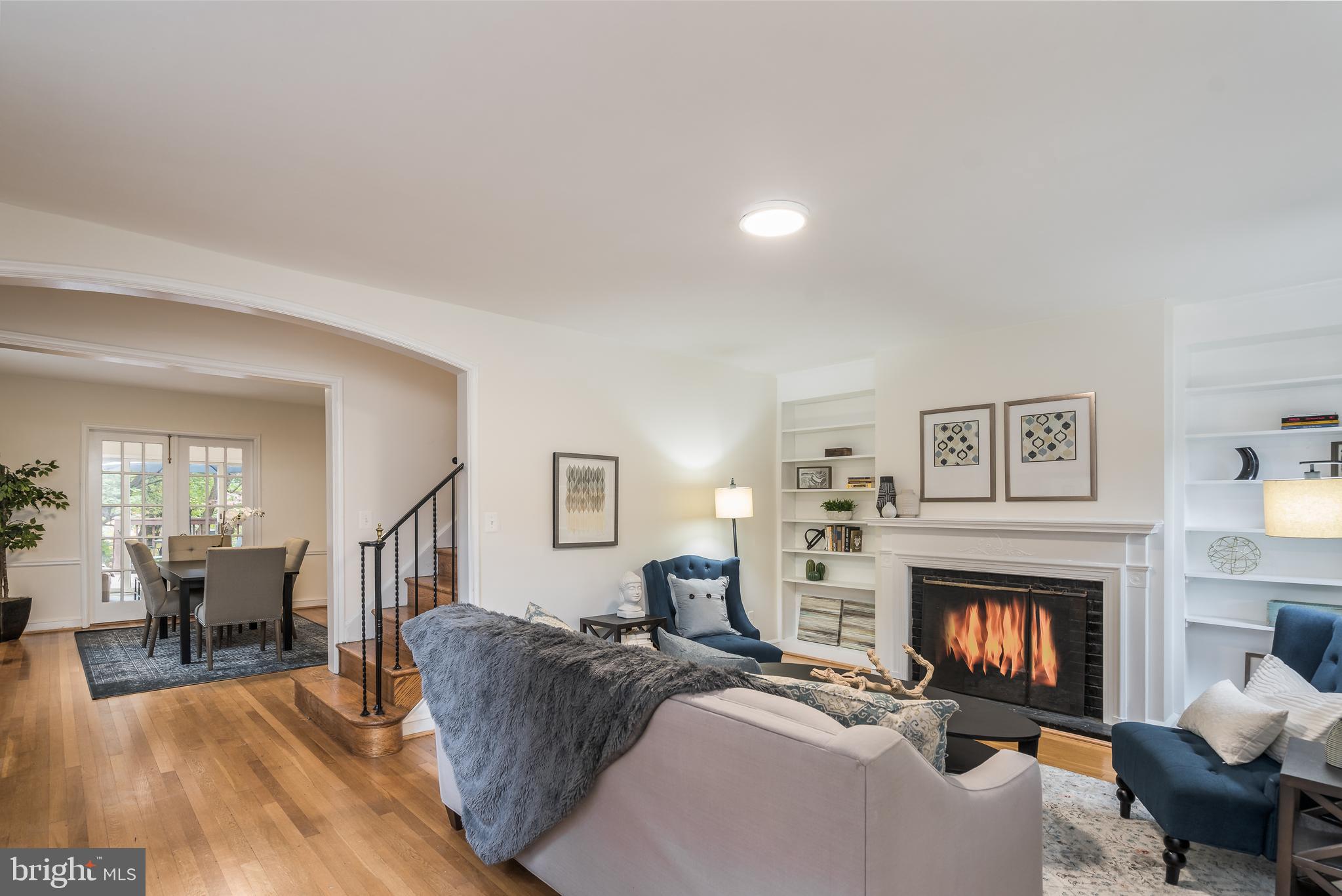 4412 Volta Place Northwest Washington, DC 20007 - Photo 4 of 27 Living room