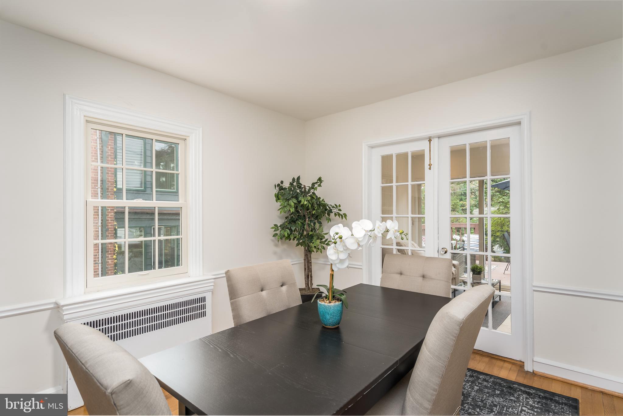 4412 Volta Place Northwest Washington, DC 20007 - Photo 6 of 27 Dining room