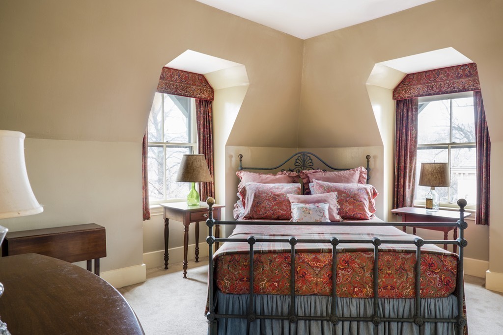 22 Craigie Street Cambridge, MA 02138 - Photo 19 of 30