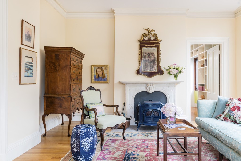 22 Craigie Street Cambridge, MA 02138 - Photo 3 of 30