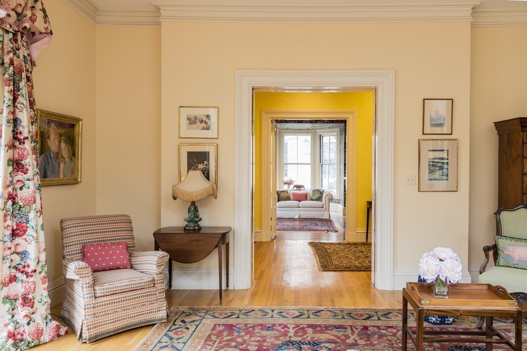 22 Craigie Street Cambridge, MA 02138 - Photo 6 of 30