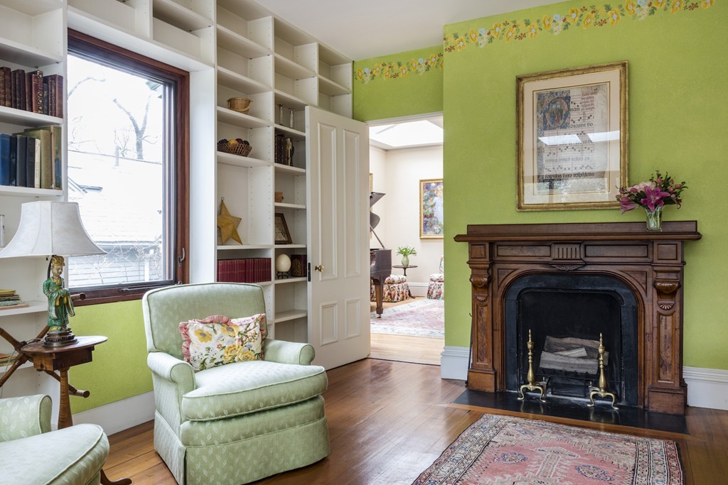 22 Craigie Street Cambridge, MA 02138 - Photo 9 of 30