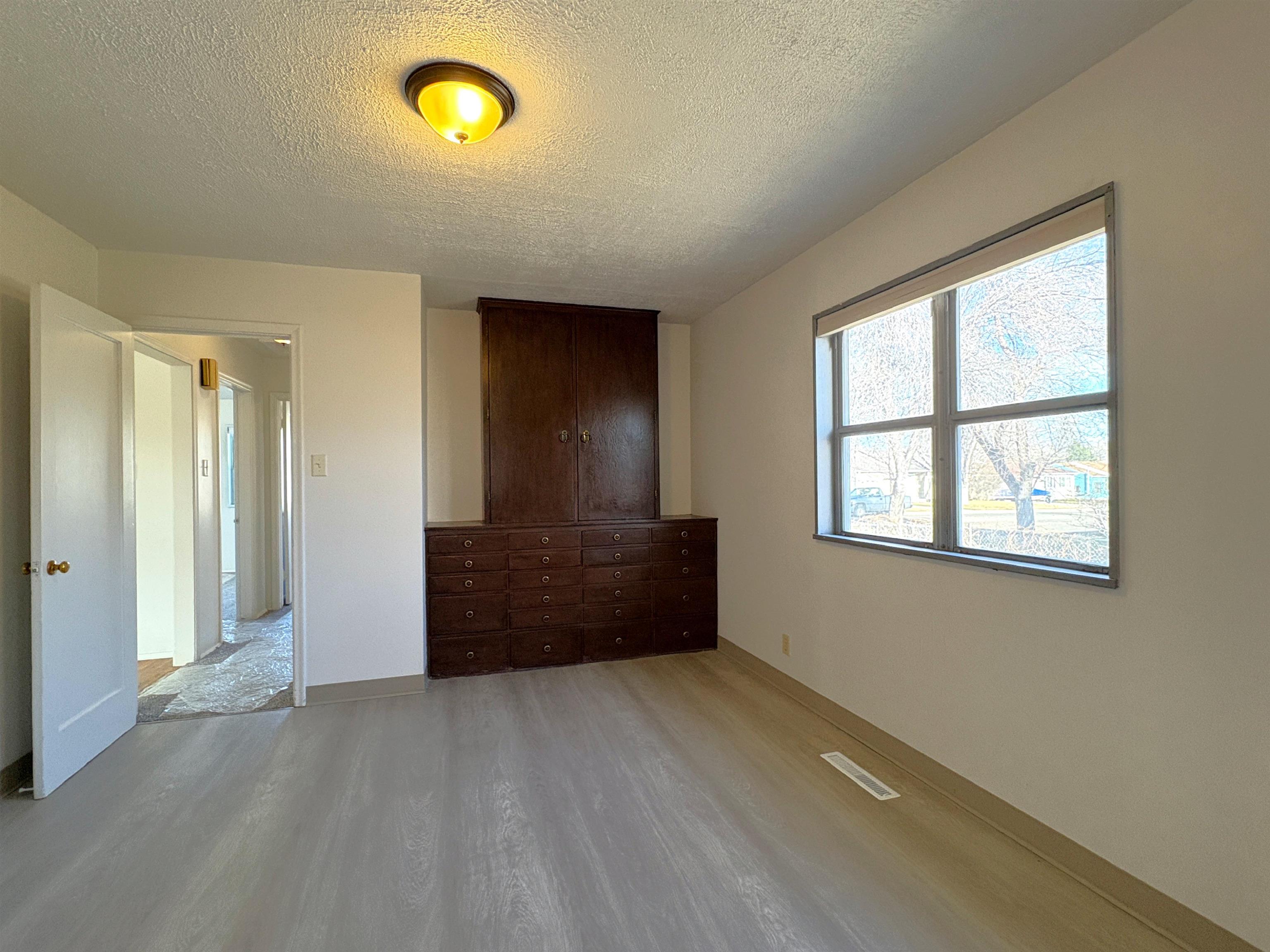 505 Swanton Avenue Casper, WY 82609 - Photo 4 of 13