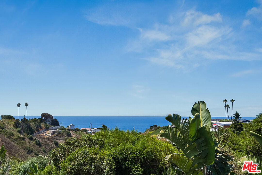29500 Heathercliff Road, Unit 106 Malibu, CA 90265 - Photo 16 of 51