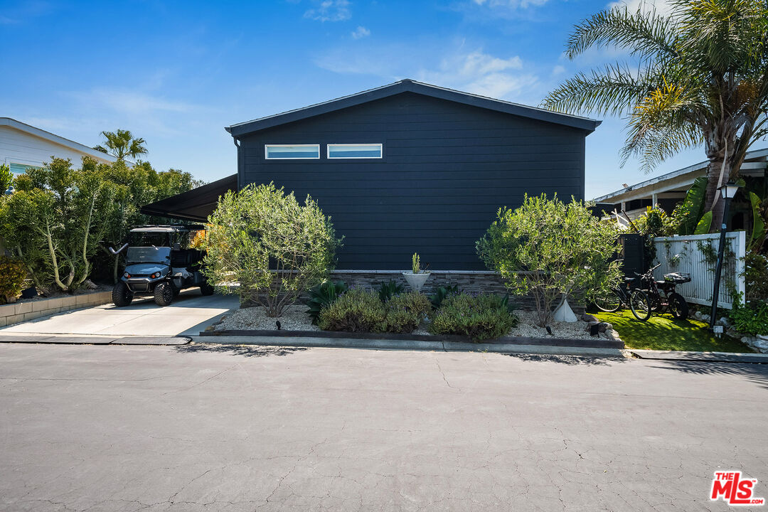 29500 Heathercliff Road, Unit 106 Malibu, CA 90265 - Photo 33 of 51