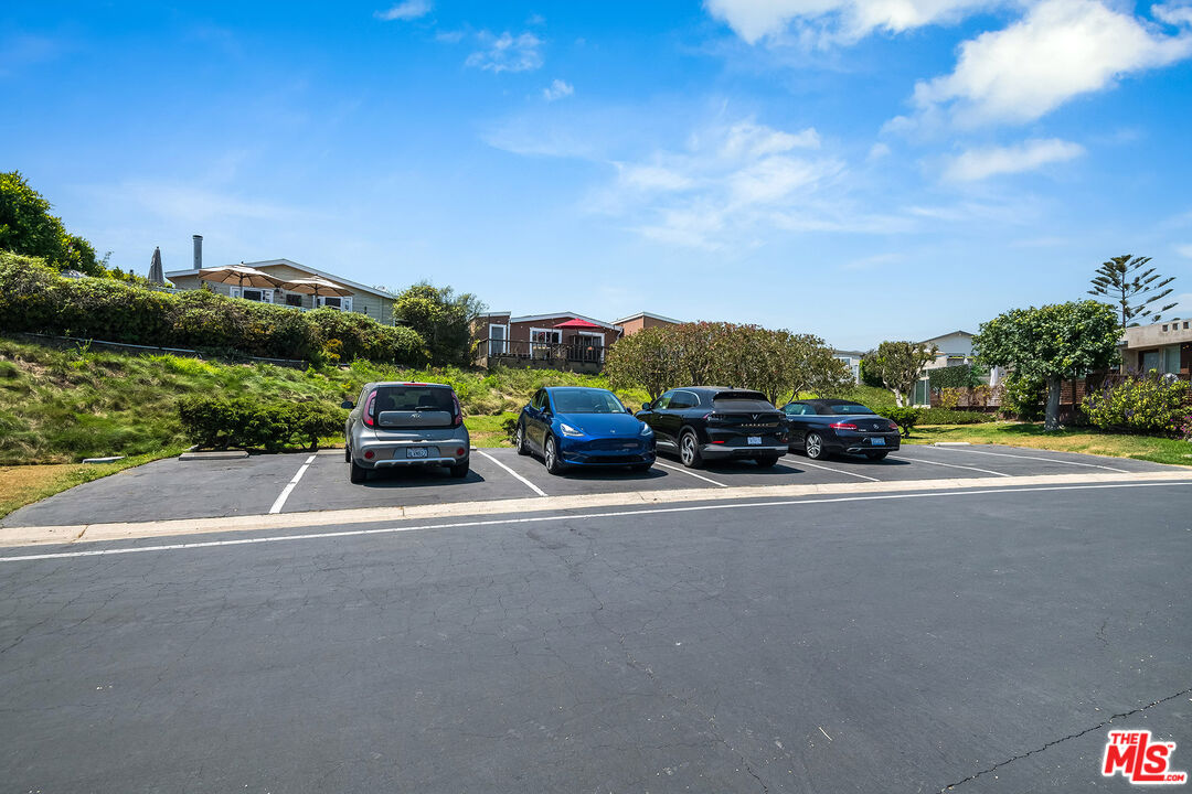 29500 Heathercliff Road, Unit 106 Malibu, CA 90265 - Photo 37 of 51