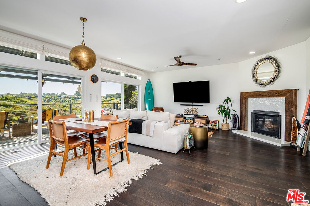 29500 Heathercliff Road, Unit 106 Malibu, CA 90265 - Photo 5 of 51