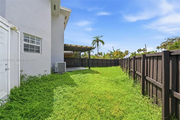 $2,900 | 902 Southwest 8th Place, Florida City, FL 33034