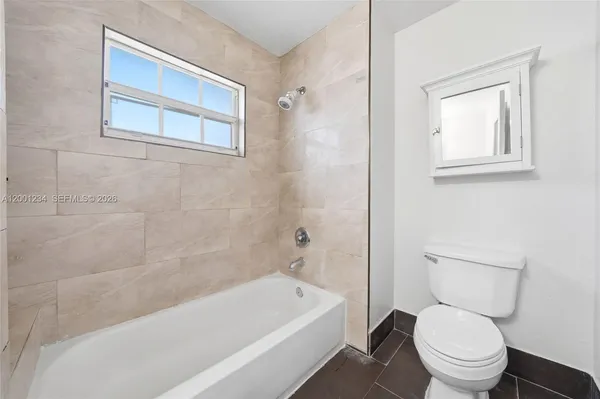 $2,900 | 902 Southwest 8th Place, Florida City, FL 33034