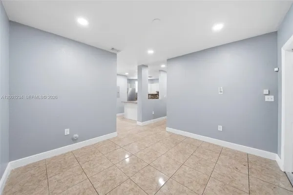 $2,900 | 902 Southwest 8th Place, Florida City, FL 33034