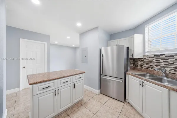 $2,900 | 902 Southwest 8th Place, Florida City, FL 33034