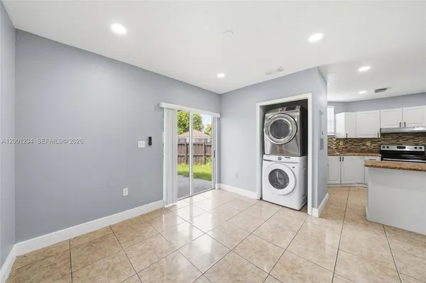 $2,900 | 902 Southwest 8th Place, Florida City, FL 33034