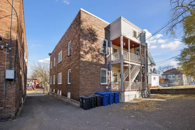 $169,900 | 988 Dayton Avenue, Unit 1, St. Paul, MN 55104