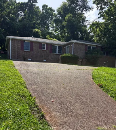 $1,400 | 443 Cedarmont Drive, Nashville, TN 37211