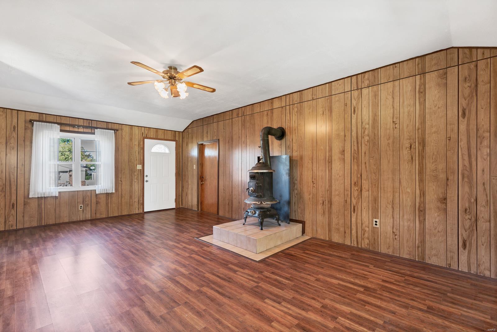 7112 Weber Road St. Louis, MO 63123 - Photo 11 of 28 Gallery Image 11