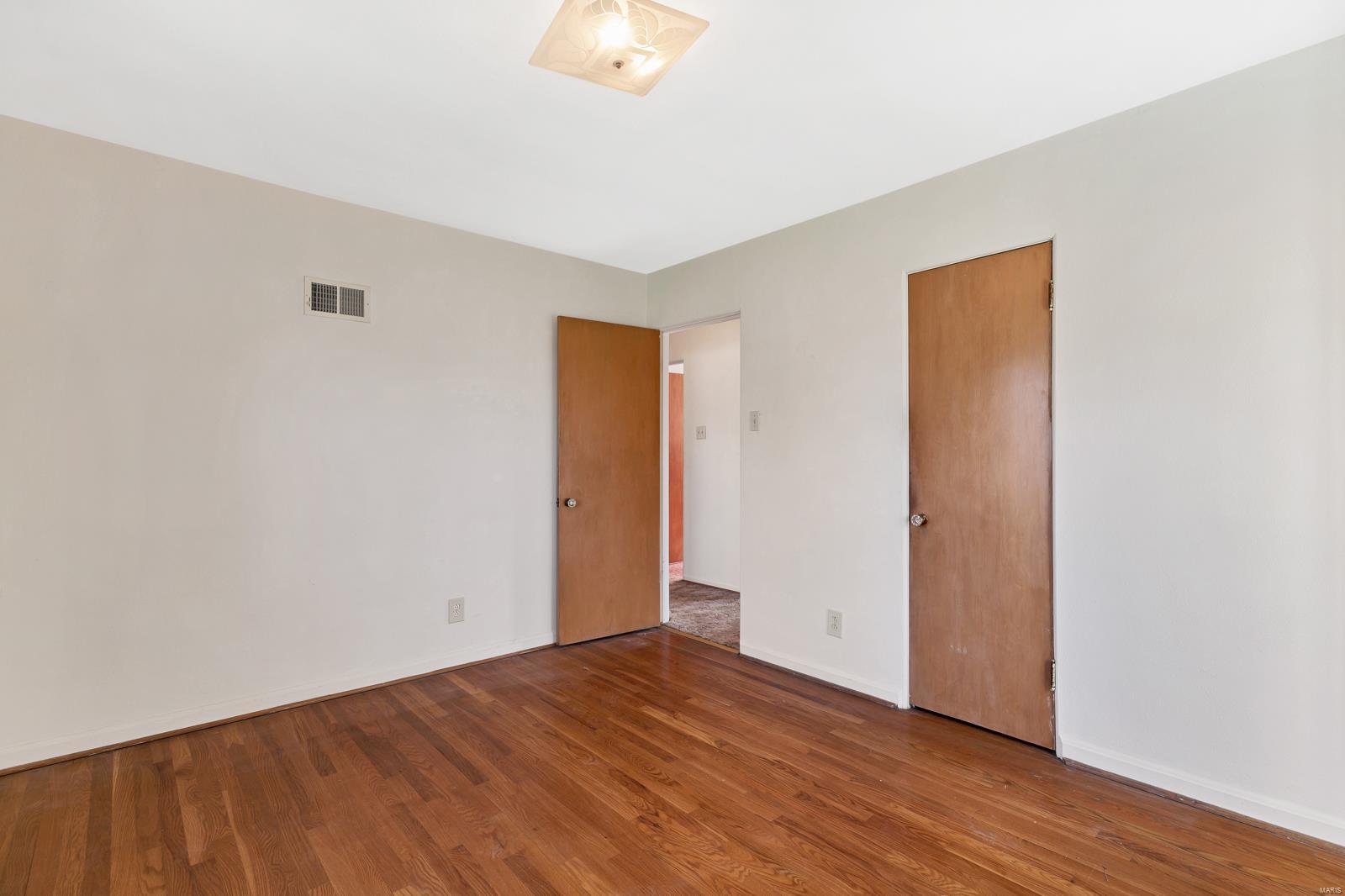 7112 Weber Road St. Louis, MO 63123 - Photo 23 of 28 Gallery Image 23