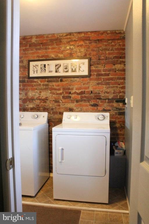 696 Bean Hill Road Lancaster, PA 17603 - Photo 3 of 26 Gallery Image 3