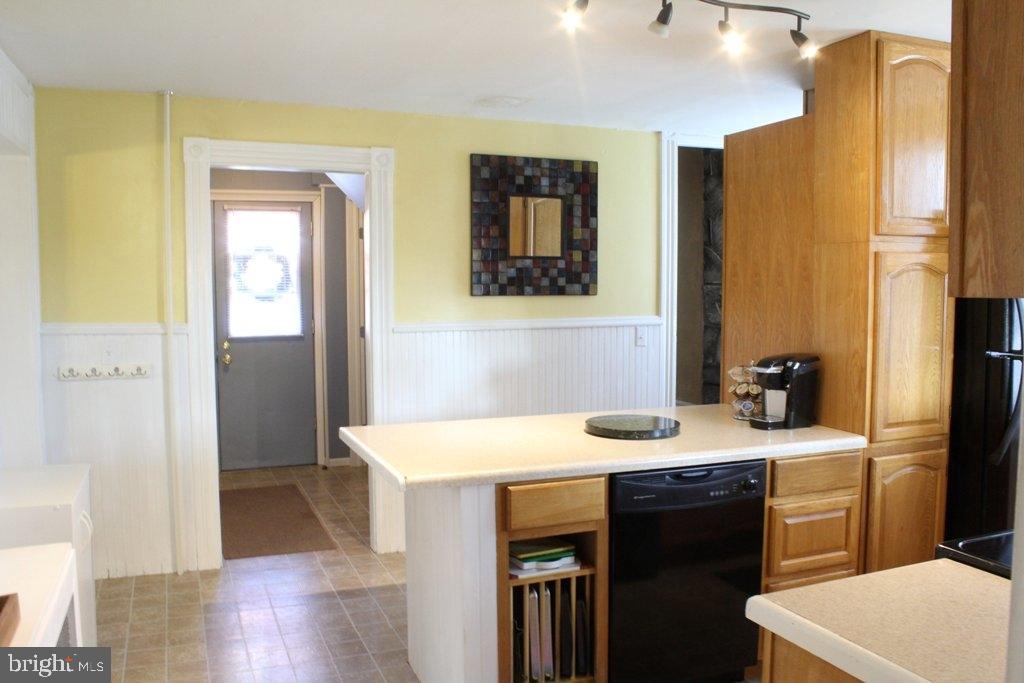 696 Bean Hill Road Lancaster, PA 17603 - Photo 10 of 26 Gallery Image 10