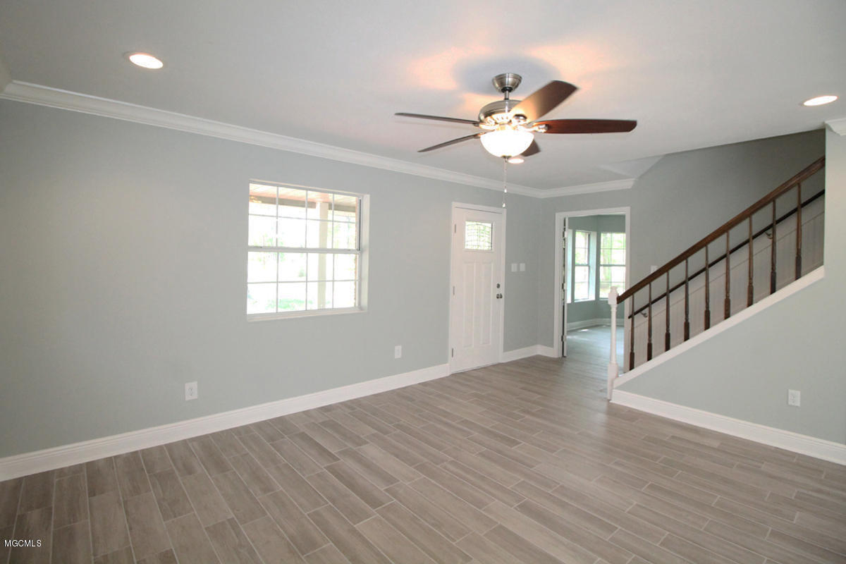 23224 Red Bluff Road Moss Point, MS 39562 - Photo 7 of 52 Living Room