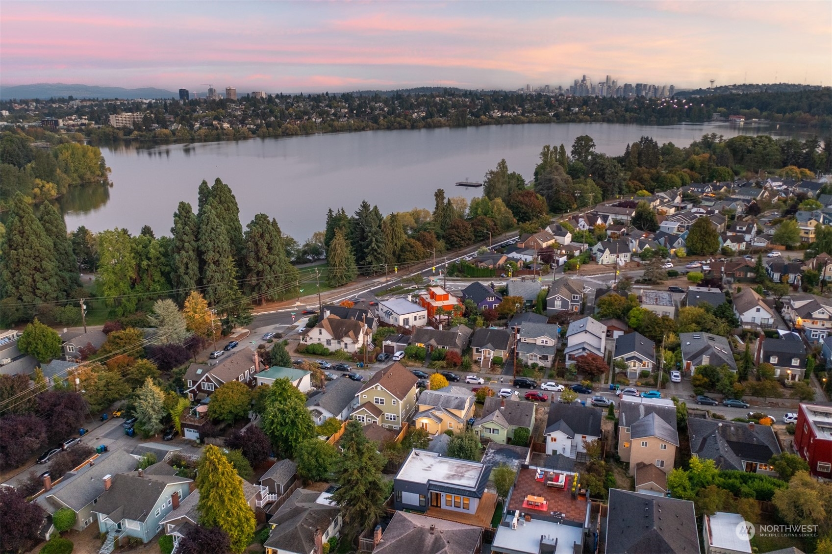1344 North 78th Street Seattle, WA 98103 - Photo 35 of 38 Gallery Image 35