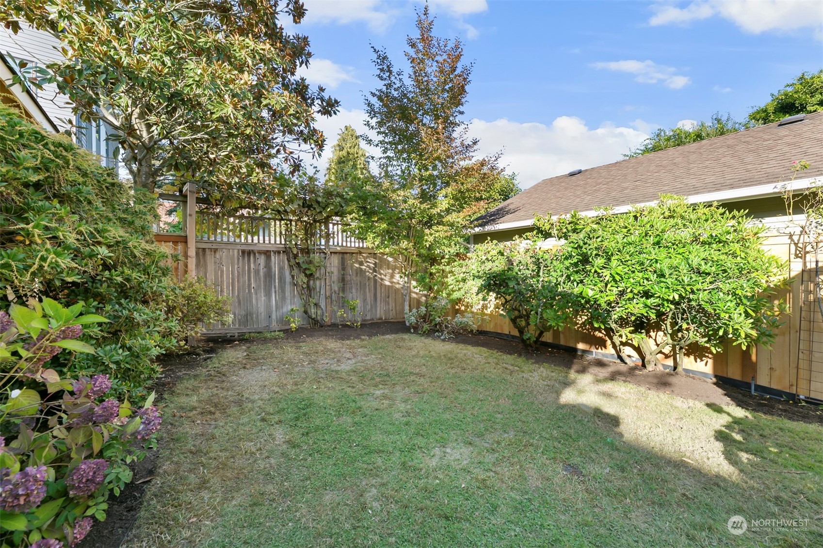 1344 North 78th Street Seattle, WA 98103 - Photo 36 of 38 Gallery Image 36