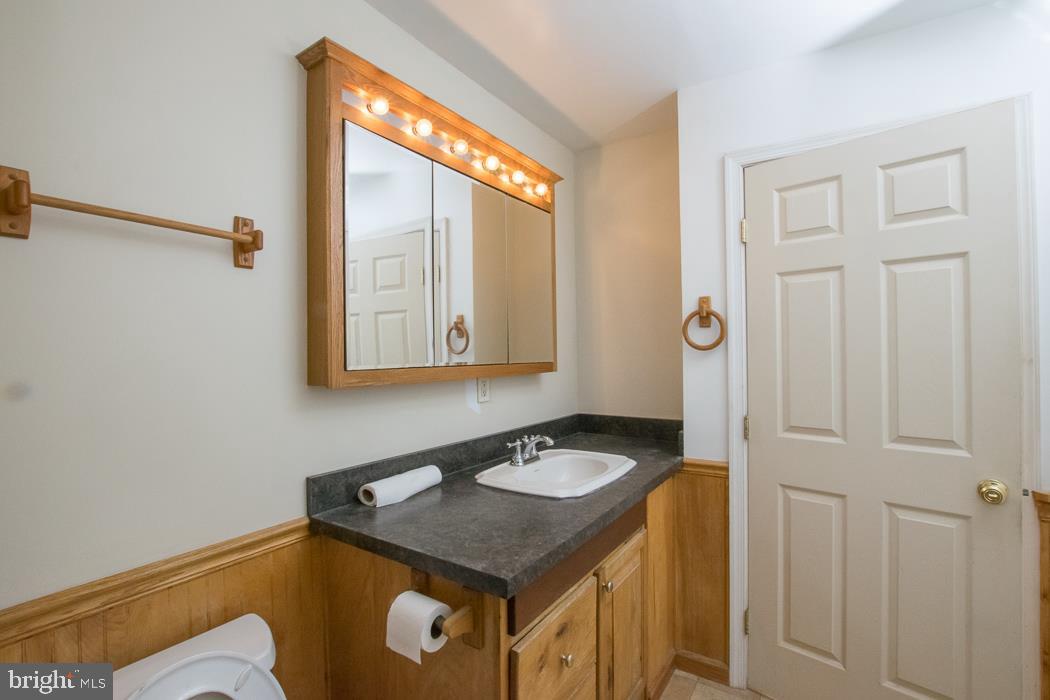 3025 Dublin Road Street, MD 21154 - Photo 20 of 29 Half Bath off Kitchen - Right Side