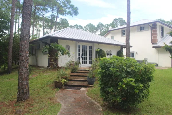 $2,300 | 12667 88th Place North, Unit GUEST HOUSE, West Palm Beach, FL 33412