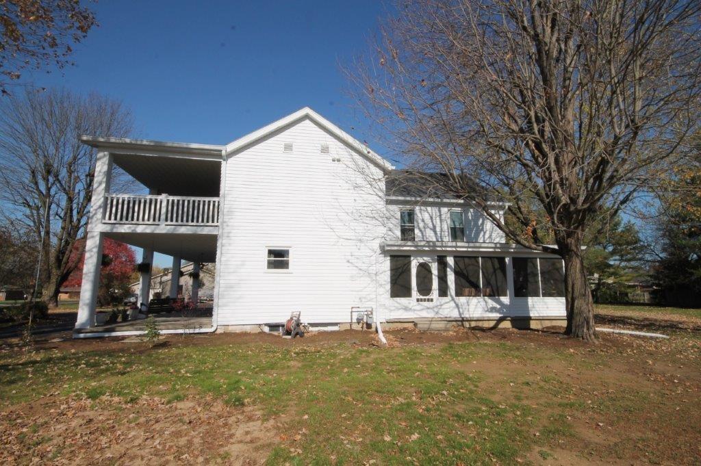 4025 River Road Columbus, IN 47203 - Photo 6 of 60
