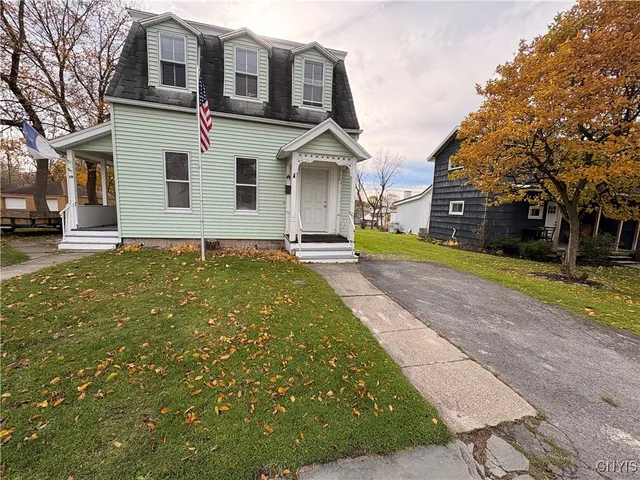 $1,200 | 12 Frazee Street, Auburn, NY 13021