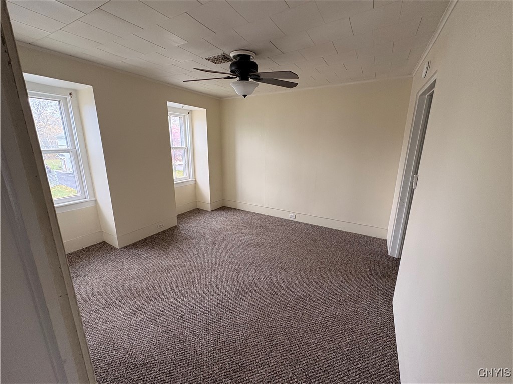 12 Frazee Street Auburn, NY 13021 - Photo 4 of 8