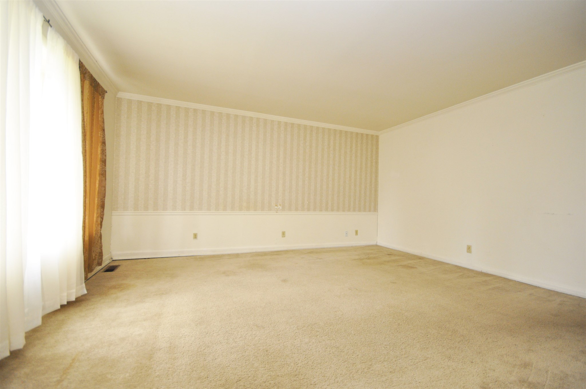 3313 West Devon Road Muncie, IN 47304 - Photo 3 of 17