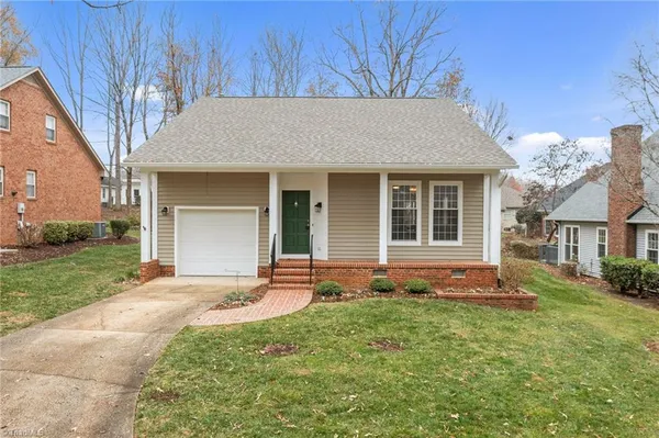 $290,000 | 6 Willow Oak, Elon, NC 27244