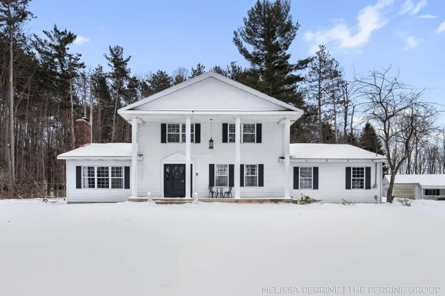 $670,000 | 8930 Hanna Lake Avenue Southeast, Caledonia, MI 49316