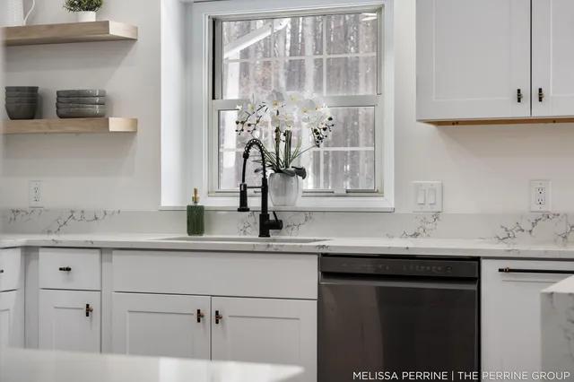 $670,000 | 8930 Hanna Lake Avenue Southeast, Caledonia, MI 49316