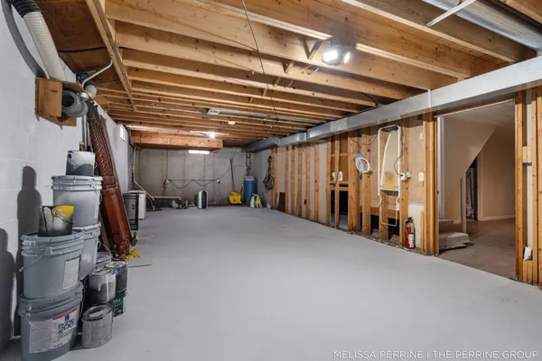 $670,000 | 8930 Hanna Lake Avenue Southeast, Caledonia, MI 49316