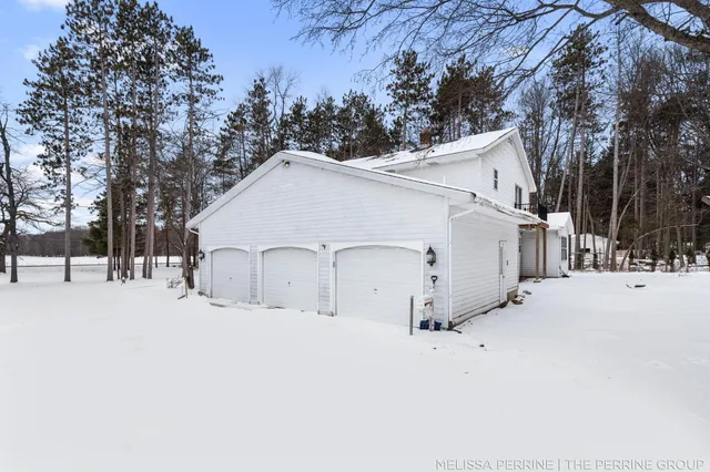 $670,000 | 8930 Hanna Lake Avenue Southeast, Caledonia, MI 49316