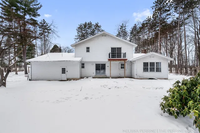 $670,000 | 8930 Hanna Lake Avenue Southeast, Caledonia, MI 49316