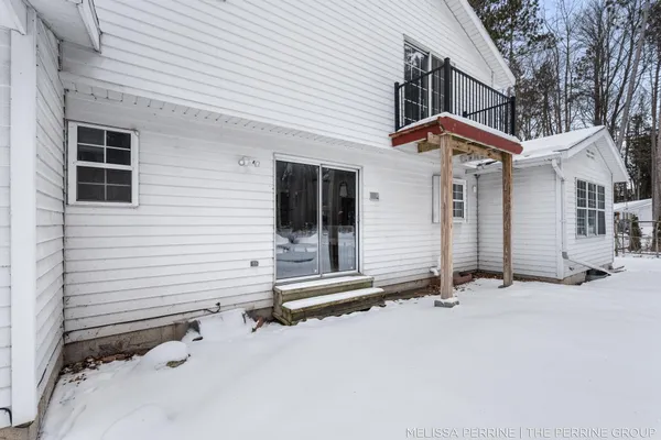 $670,000 | 8930 Hanna Lake Avenue Southeast, Caledonia, MI 49316